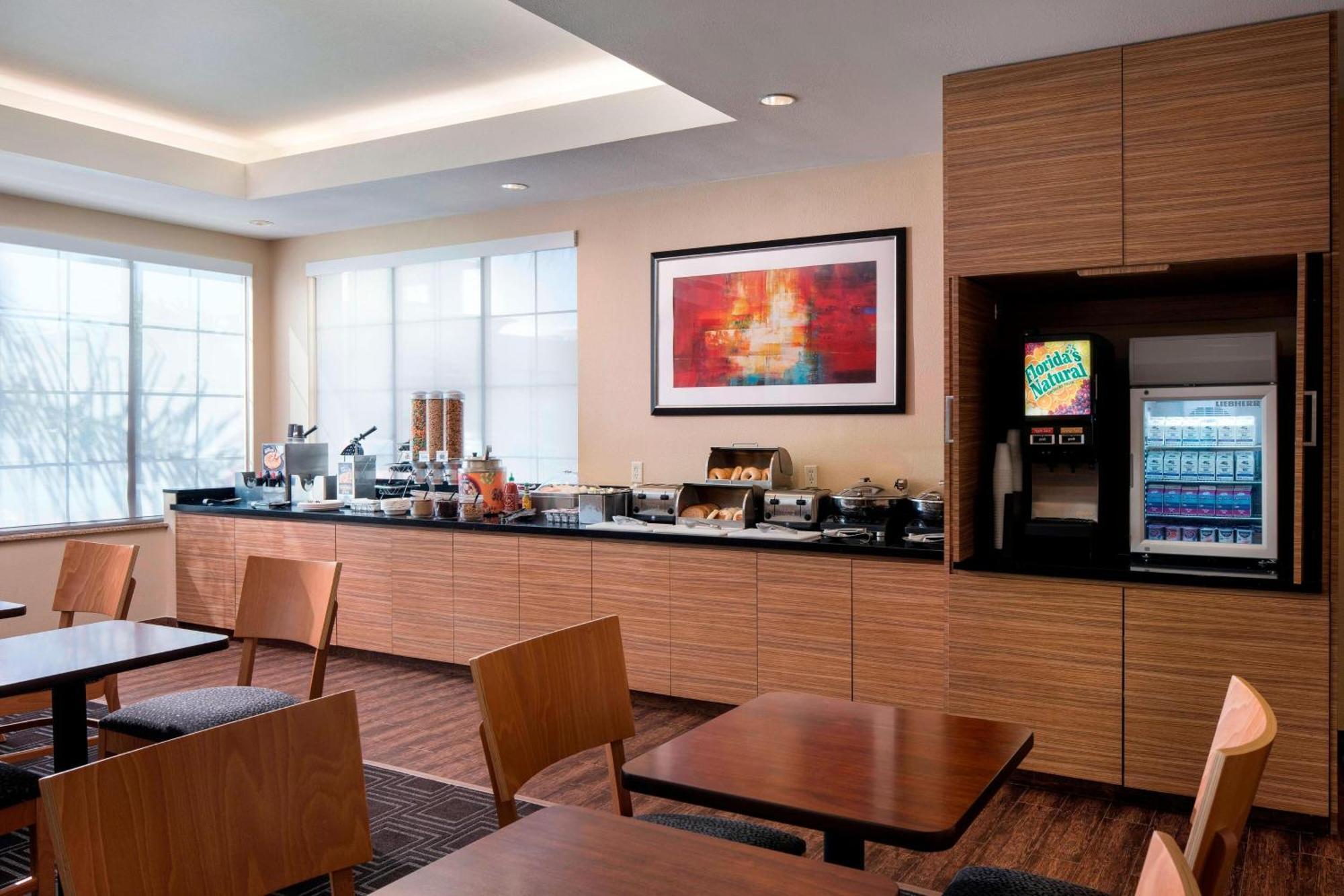 Towneplace Suites By Marriott San Diego Carlsbad / Vista Kültér fotó